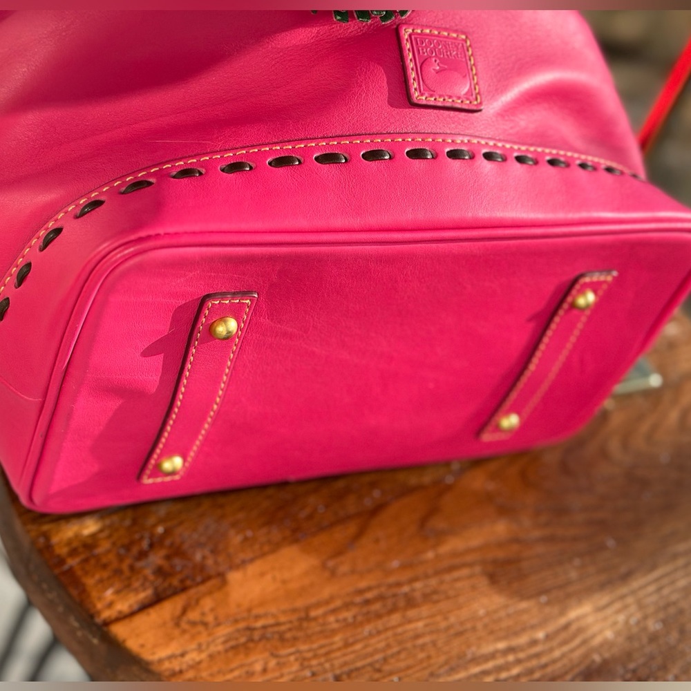 Dooney & Bourke Fuchsia Pink Florentine Whipstitch Bucket Drawstring Bag EEUC - Picture 7 of 11